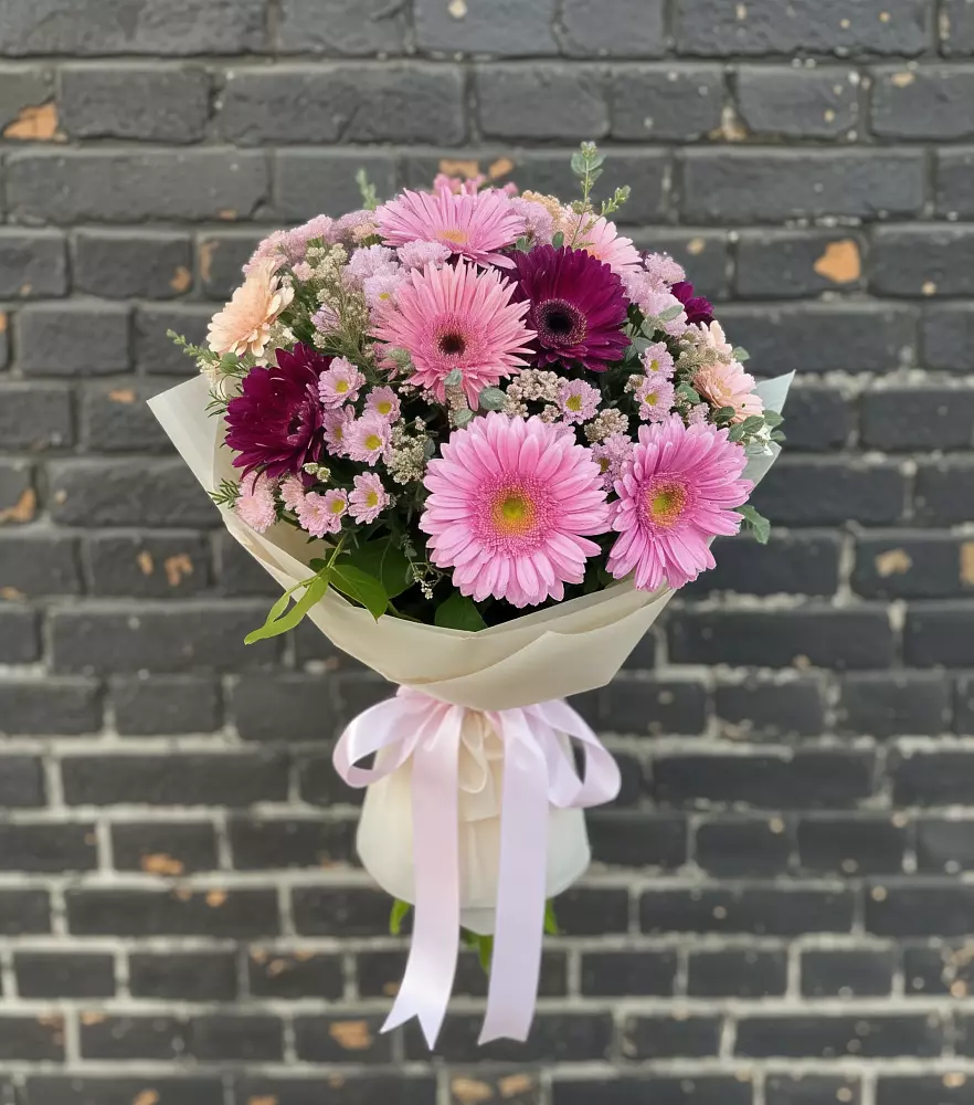 Букет цветов из: Герберы и Хризантемы в Курлово