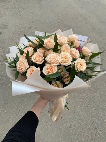 Букет Кремовые розы Латте в Курлово